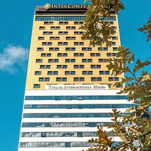 International Y Centro De Conferencias Hotel